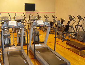 アスレチックジム(有酸素) 写真